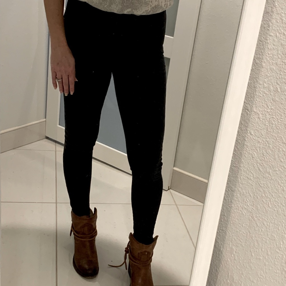 Free People black distressed skinny cropped pant